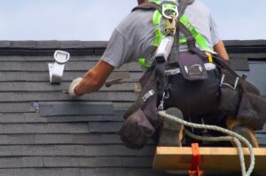 benefits of local roofers in Tampa